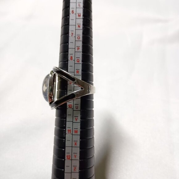 Iridescent Moonstone Ring Size 9 Gender Neutral New in Box Gift-Ready - Picture 4 of 6